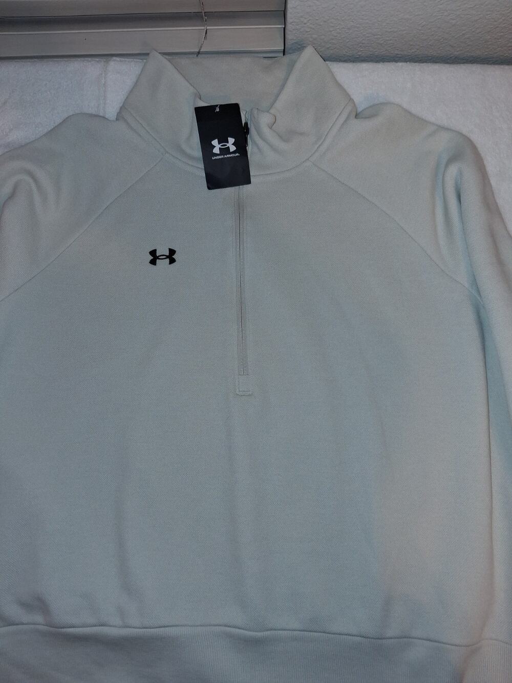 Under Armour Womens Vanilla color Zip 2 XL Size